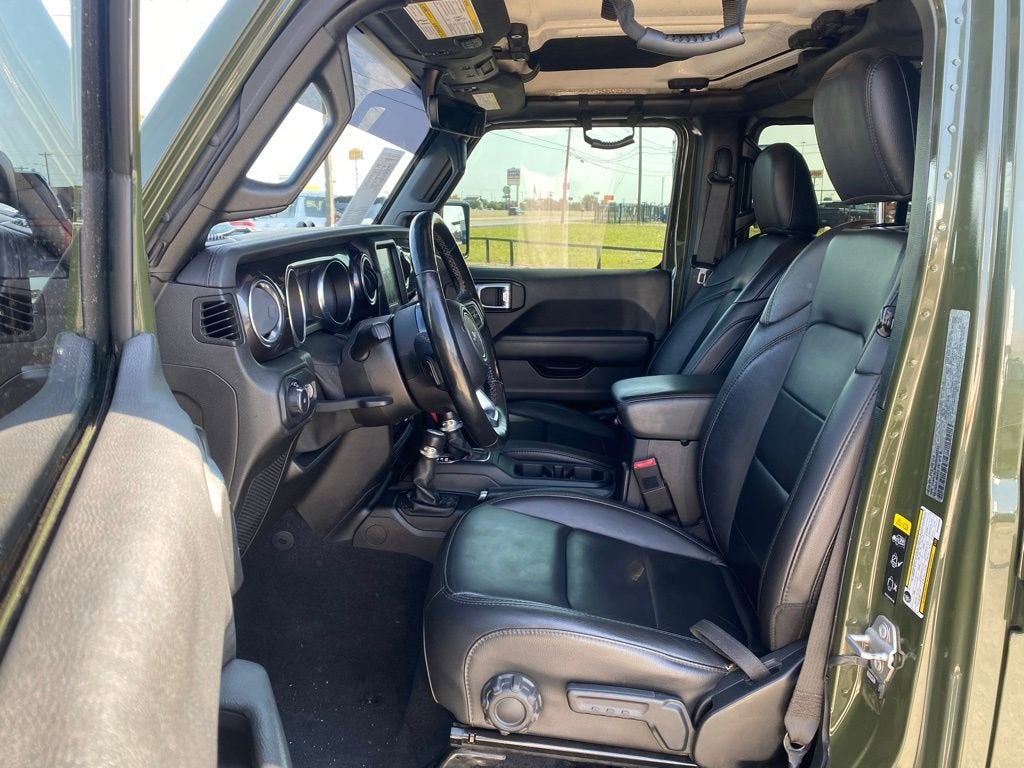 2021 Jeep Wrangler Unlimited Sahara Altitude 4x4