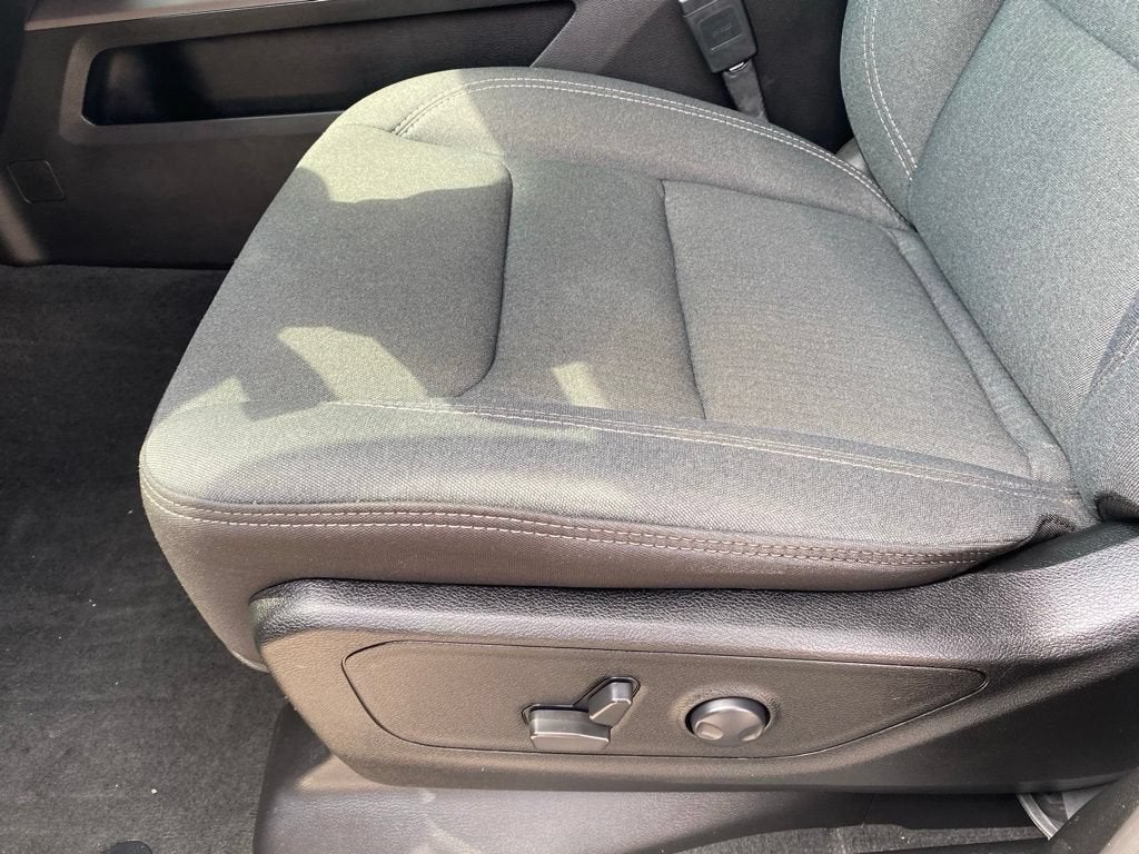 2022 RAM 1500 Lone Star Crew Cab 4x2 6'4" Box