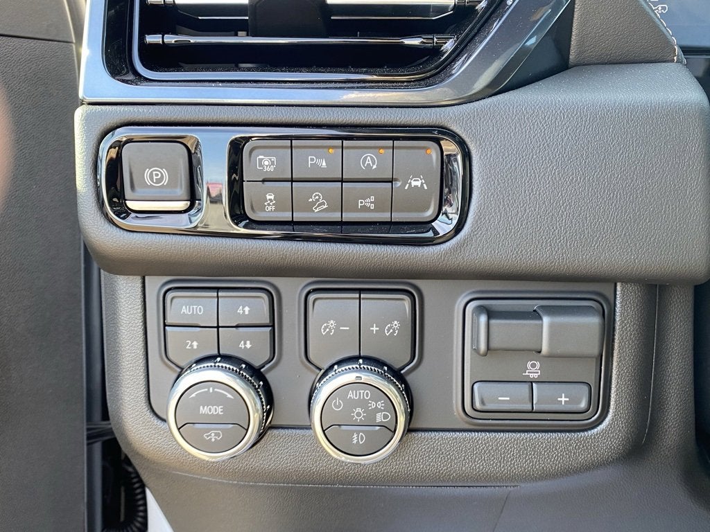 2026 GMC Yukon XL AT4