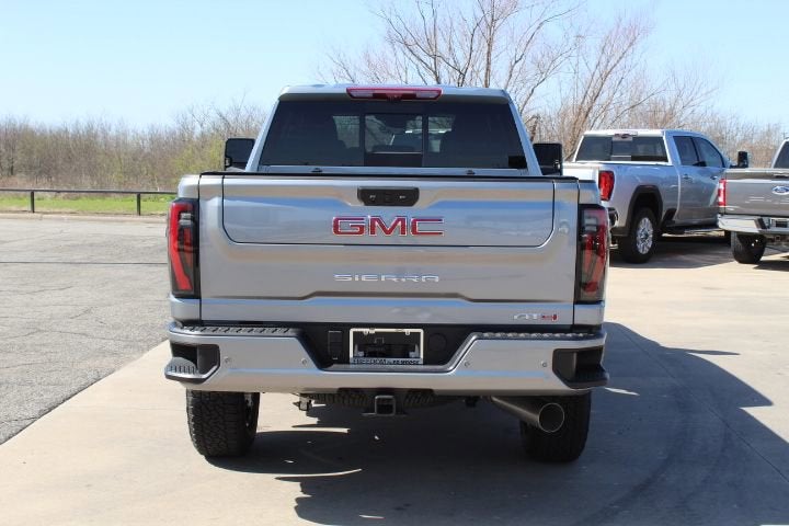 2025 GMC Sierra 2500 HD AT4