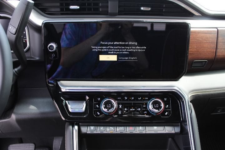 2026 GMC Sierra 3500 HD Denali Ultimate DRW