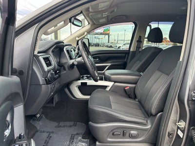 2019 Nissan TITAN SV