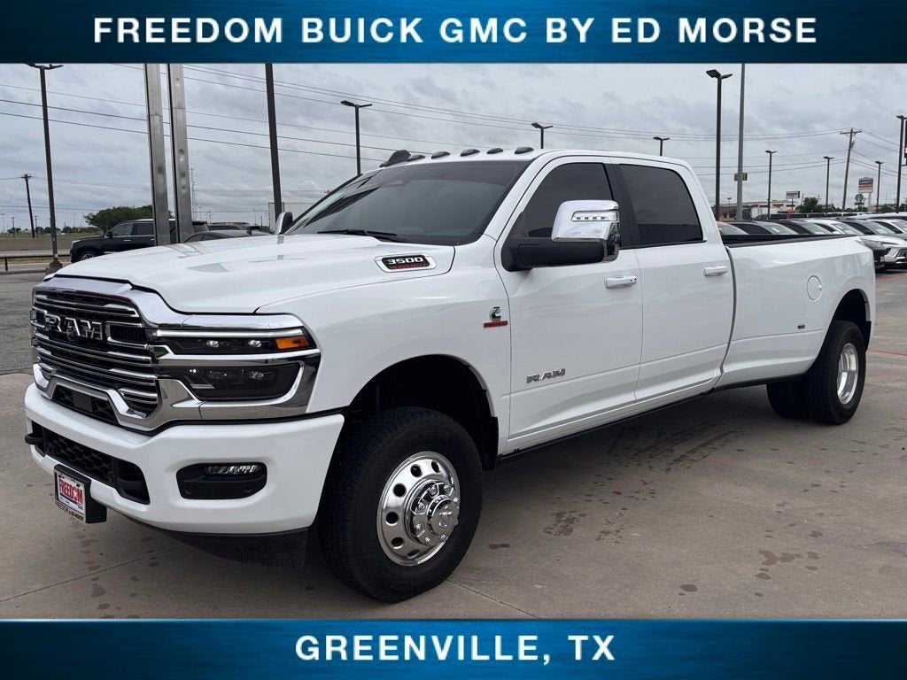 2026 RAM 3500 Laramie Crew Cab 4x4 8' Box