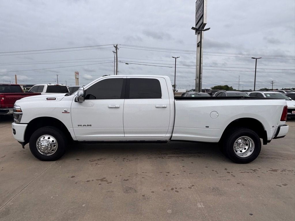2026 RAM 3500 Laramie Crew Cab 4x4 8' Box