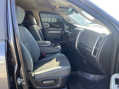 2018 RAM 1500 Big Horn Crew Cab 4x4 5'7" Box