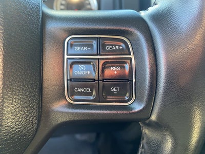 2018 RAM 1500 Big Horn Crew Cab 4x4 5'7" Box