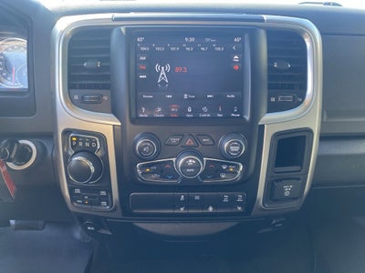 2018 RAM 1500 Big Horn Crew Cab 4x4 5'7" Box