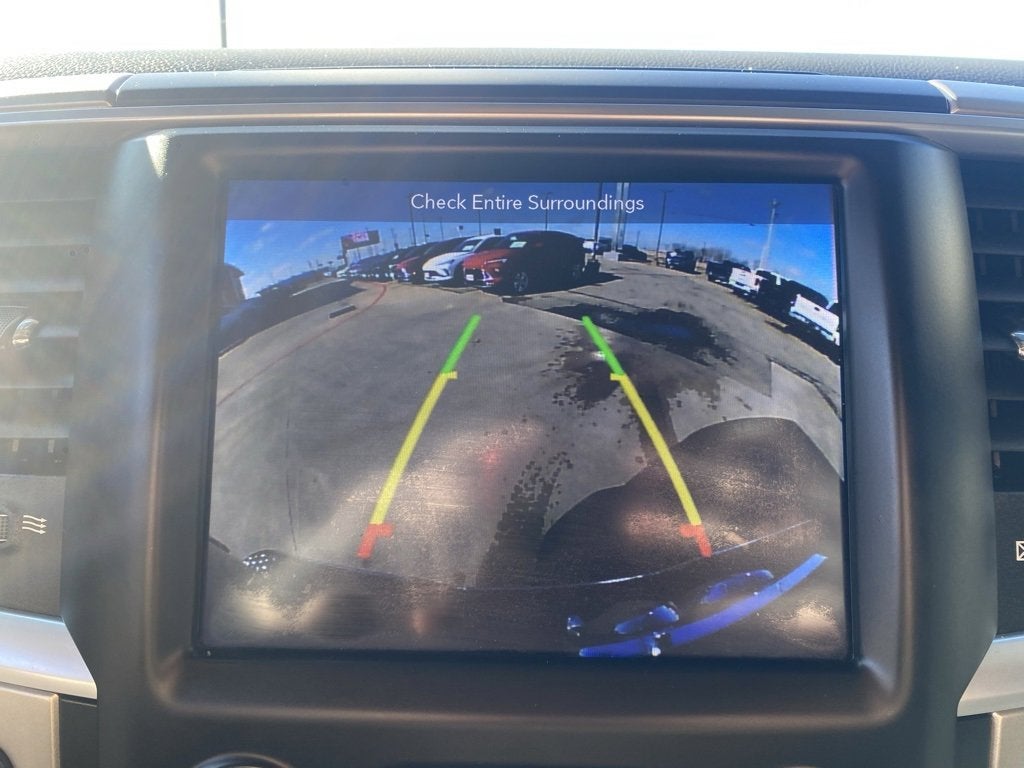 2018 RAM 1500 Big Horn Crew Cab 4x4 5'7" Box