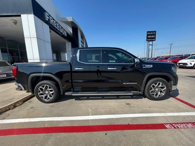 2022 GMC Sierra 1500 SLT