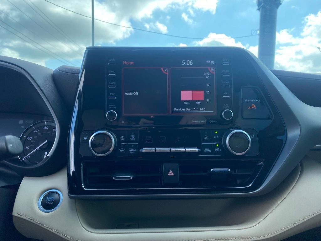 2021 Toyota Highlander XLE