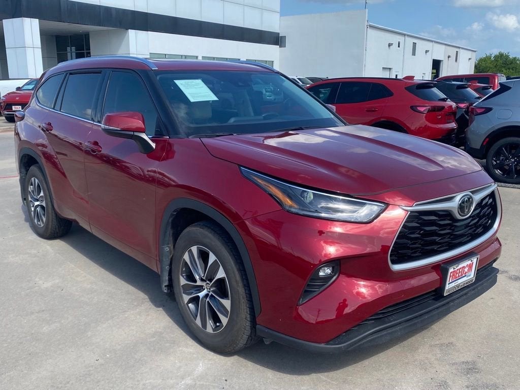 2021 Toyota Highlander XLE