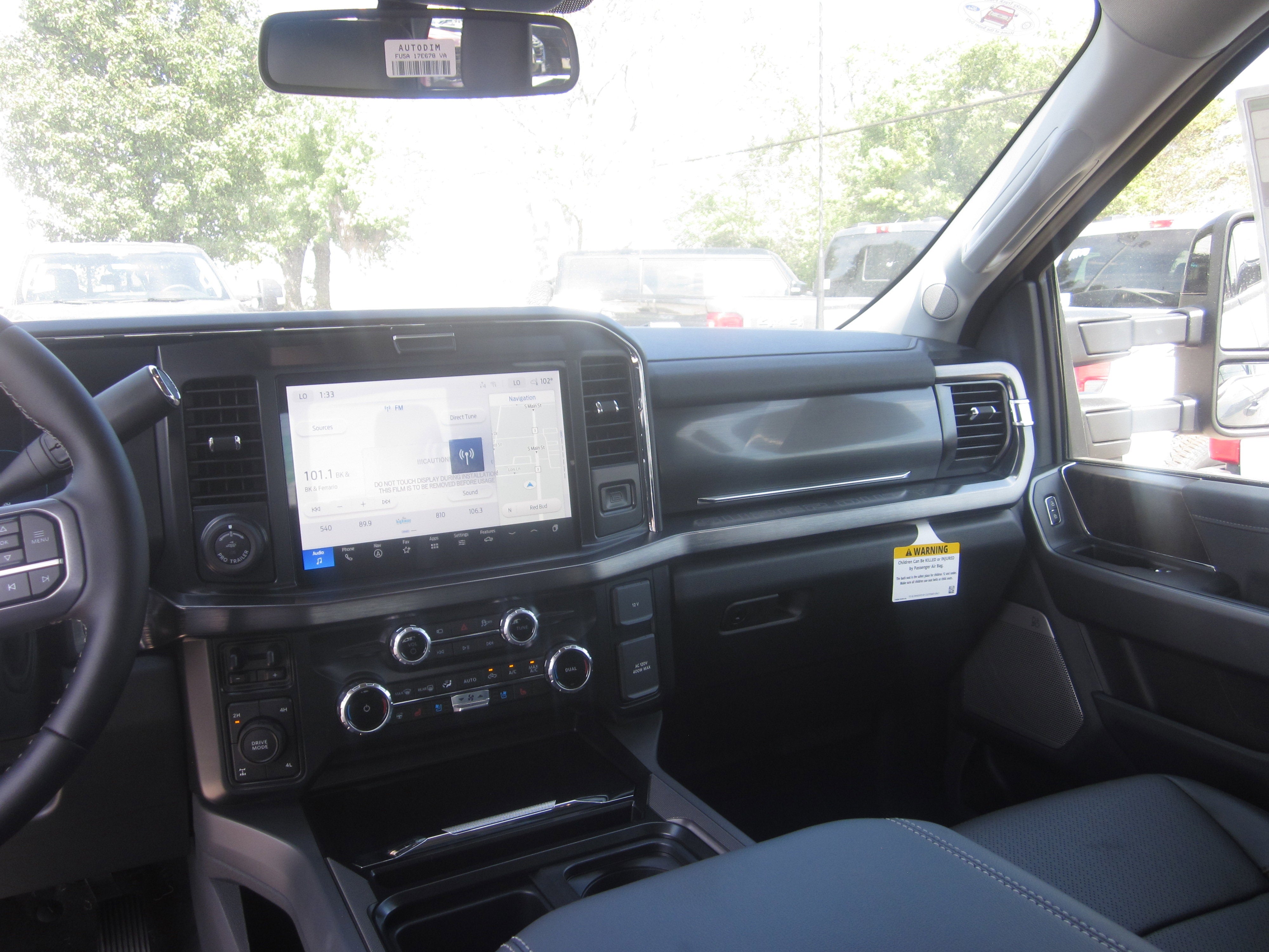 2026 Ford Super Duty F-350 SRW LARIAT