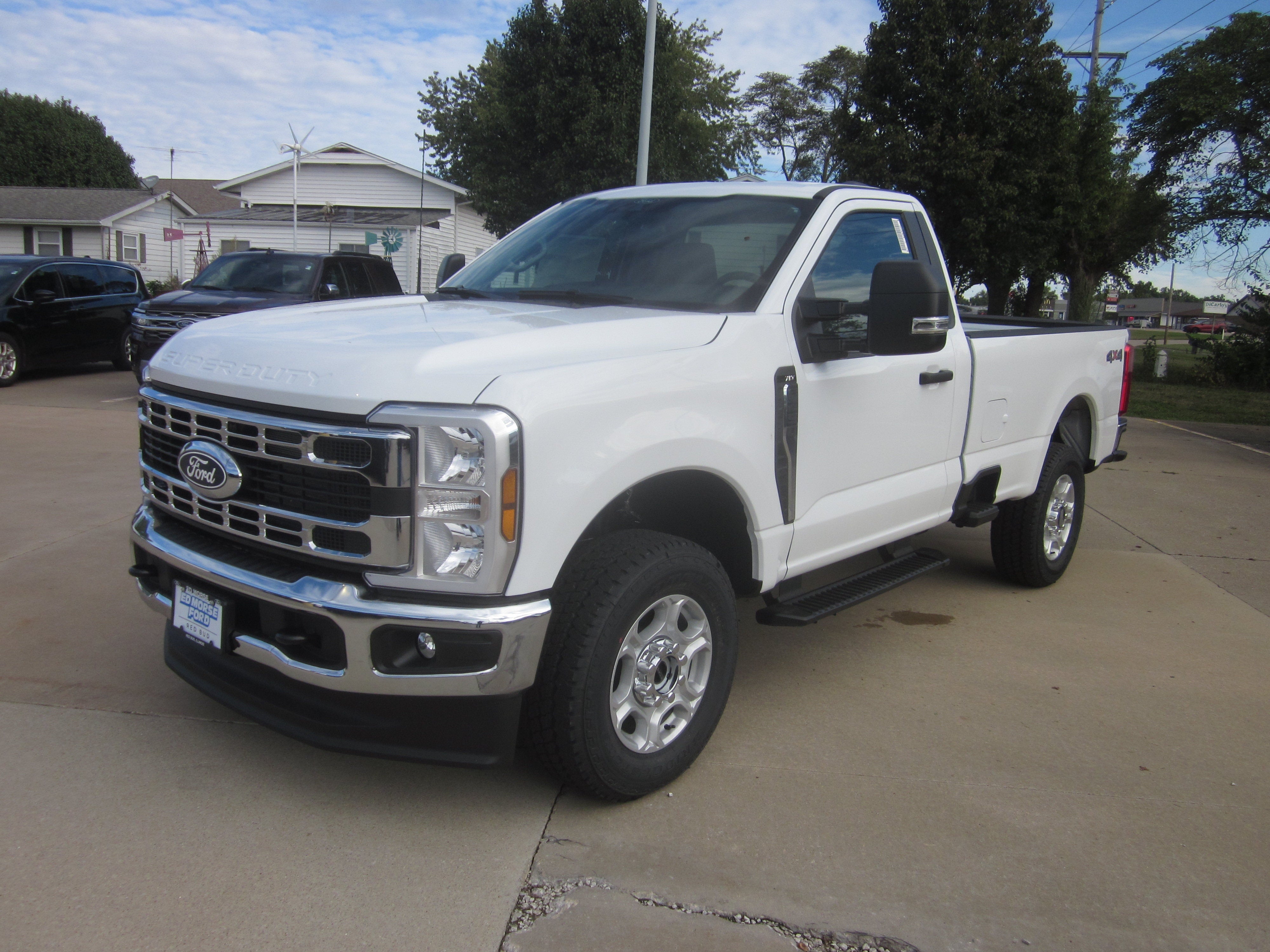 2027 Ford Super Duty F-250 SRW XLT