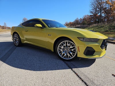 2025 Ford Mustang GT Premium