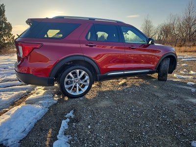 2023 Ford Explorer Platinum