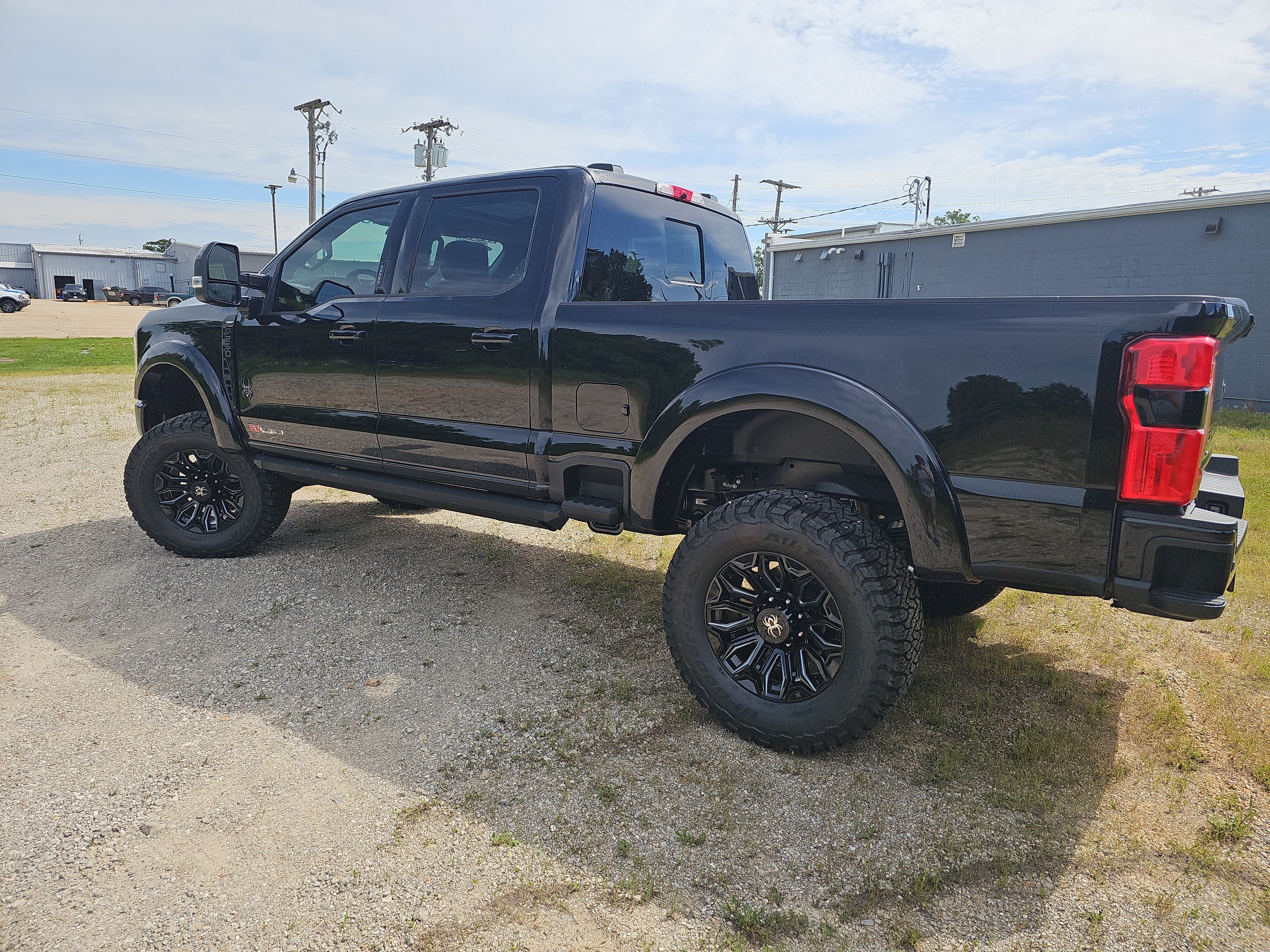 2026 Ford Super Duty F-250 SRW LARIAT
