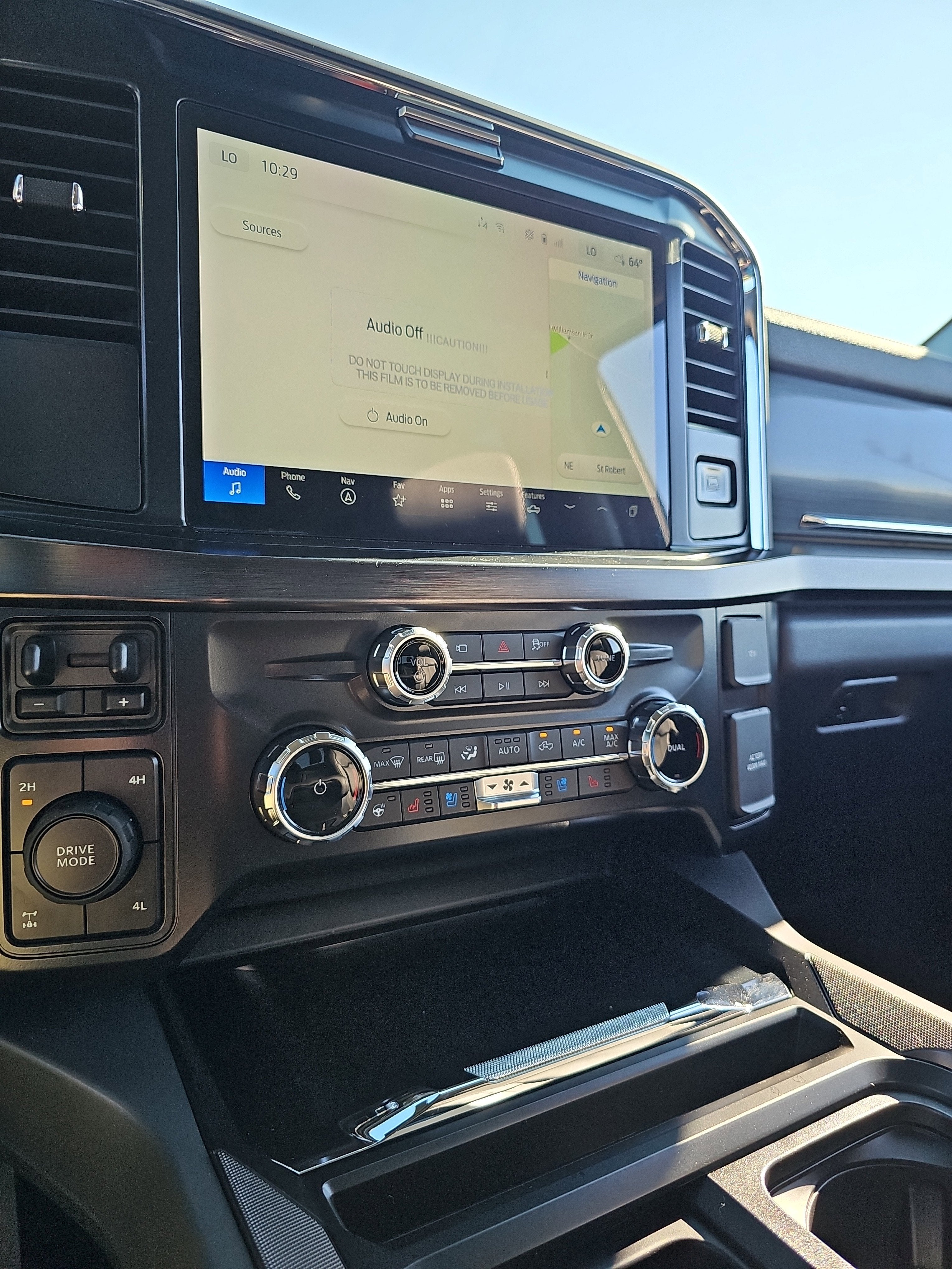 2026 Ford Super Duty F-350 SRW LARIAT