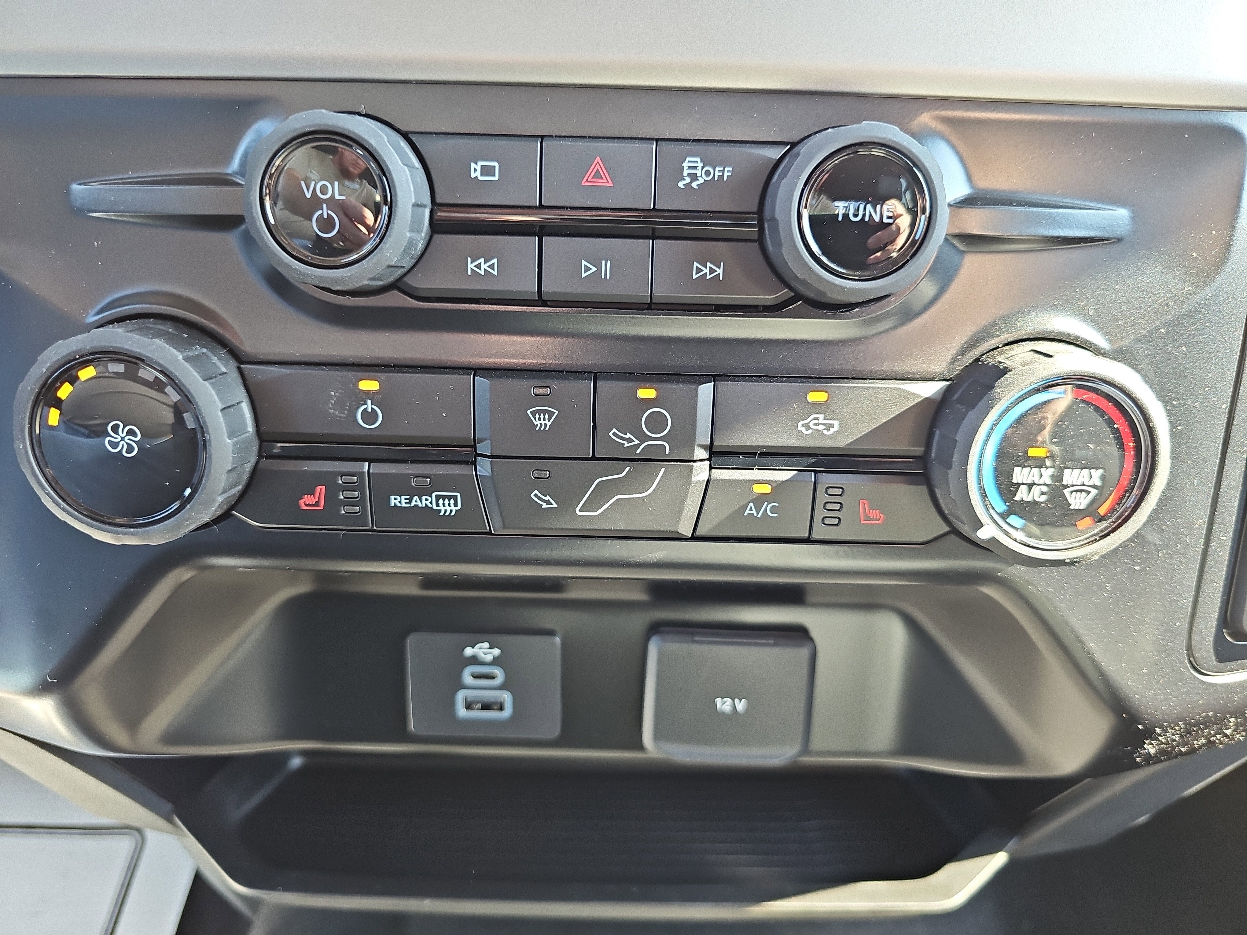 2026 Ford Super Duty F-350 SRW XLT