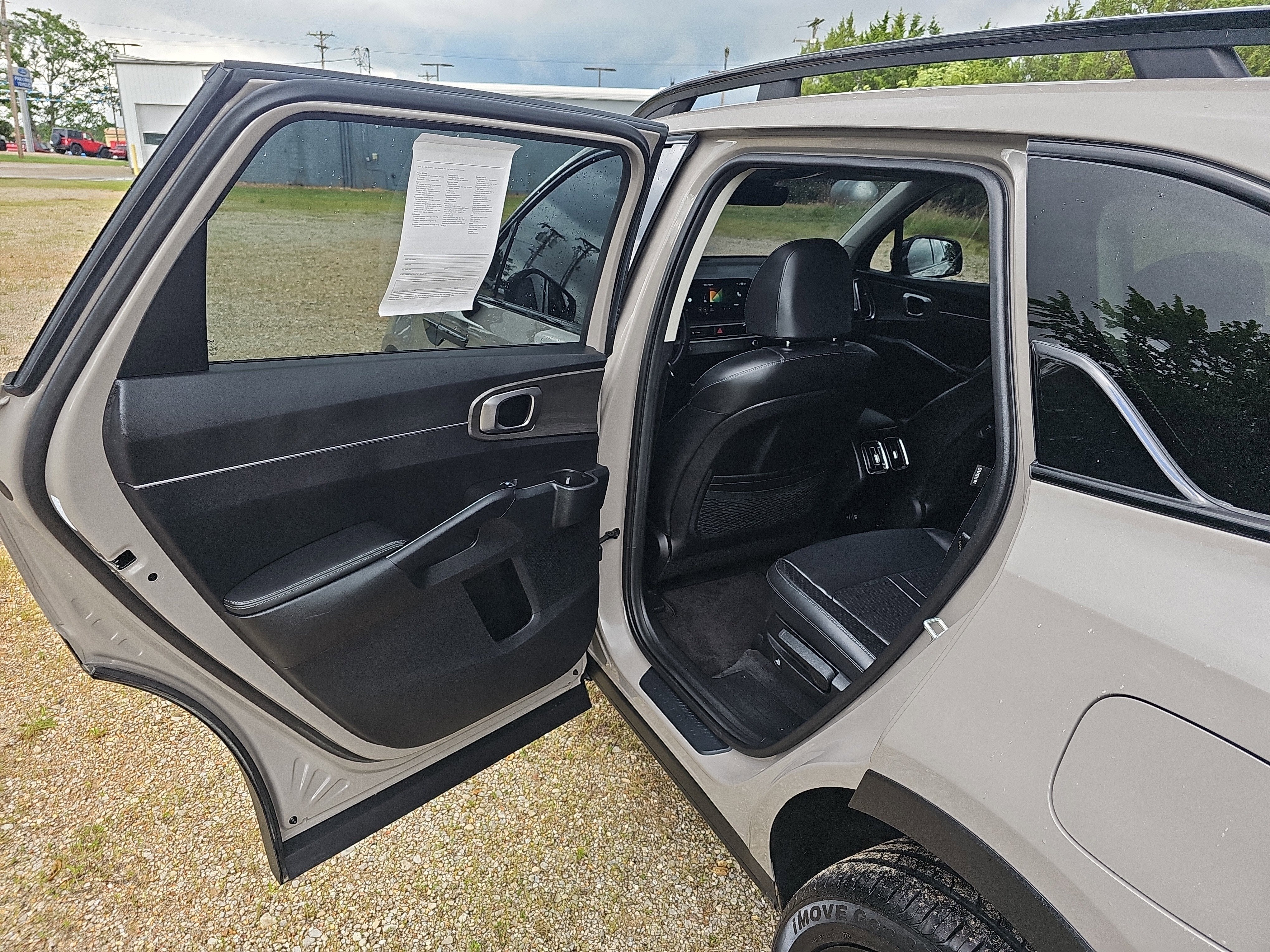 2025 Kia Sorento X-Line EX
