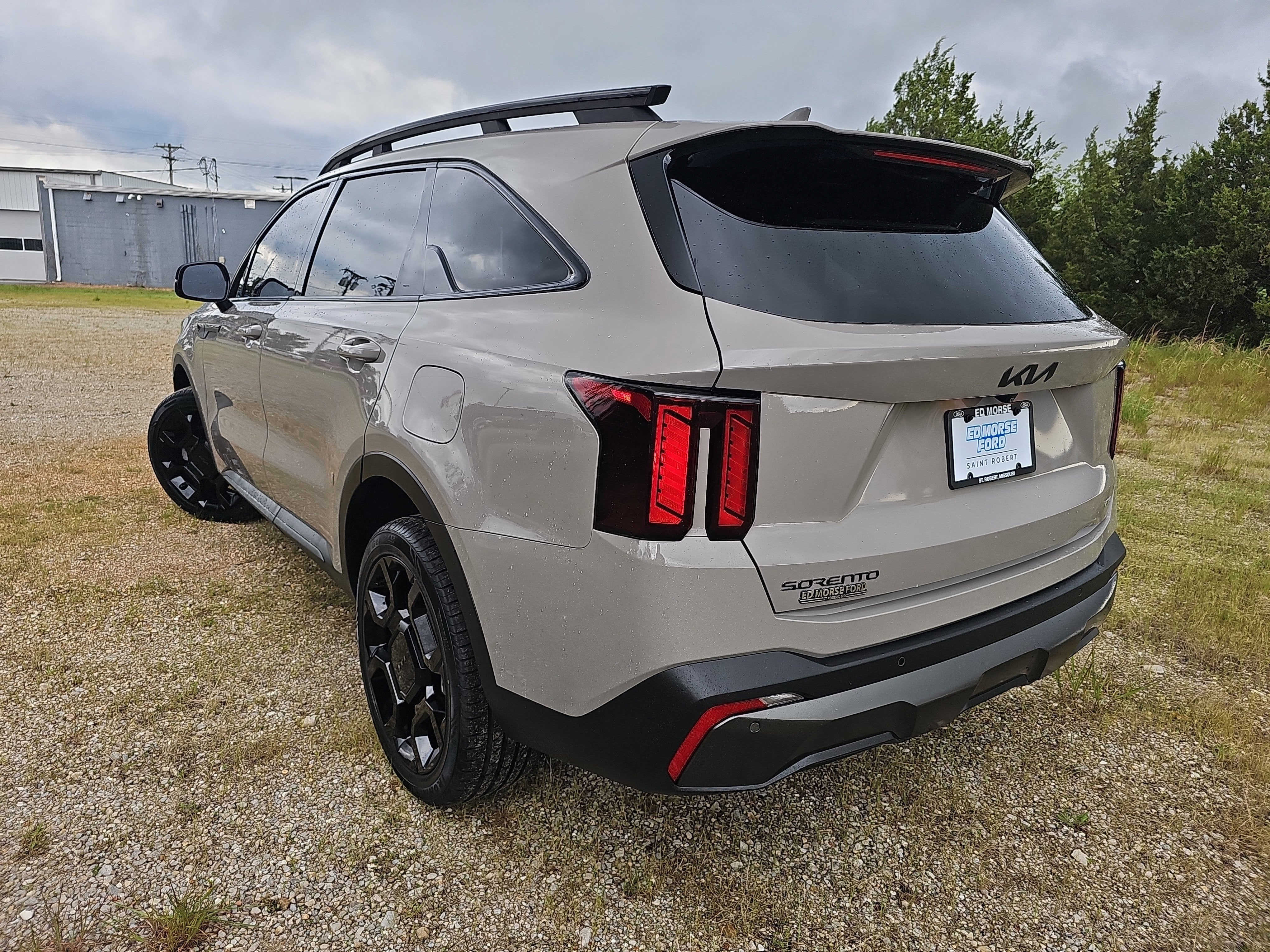 2025 Kia Sorento X-Line EX