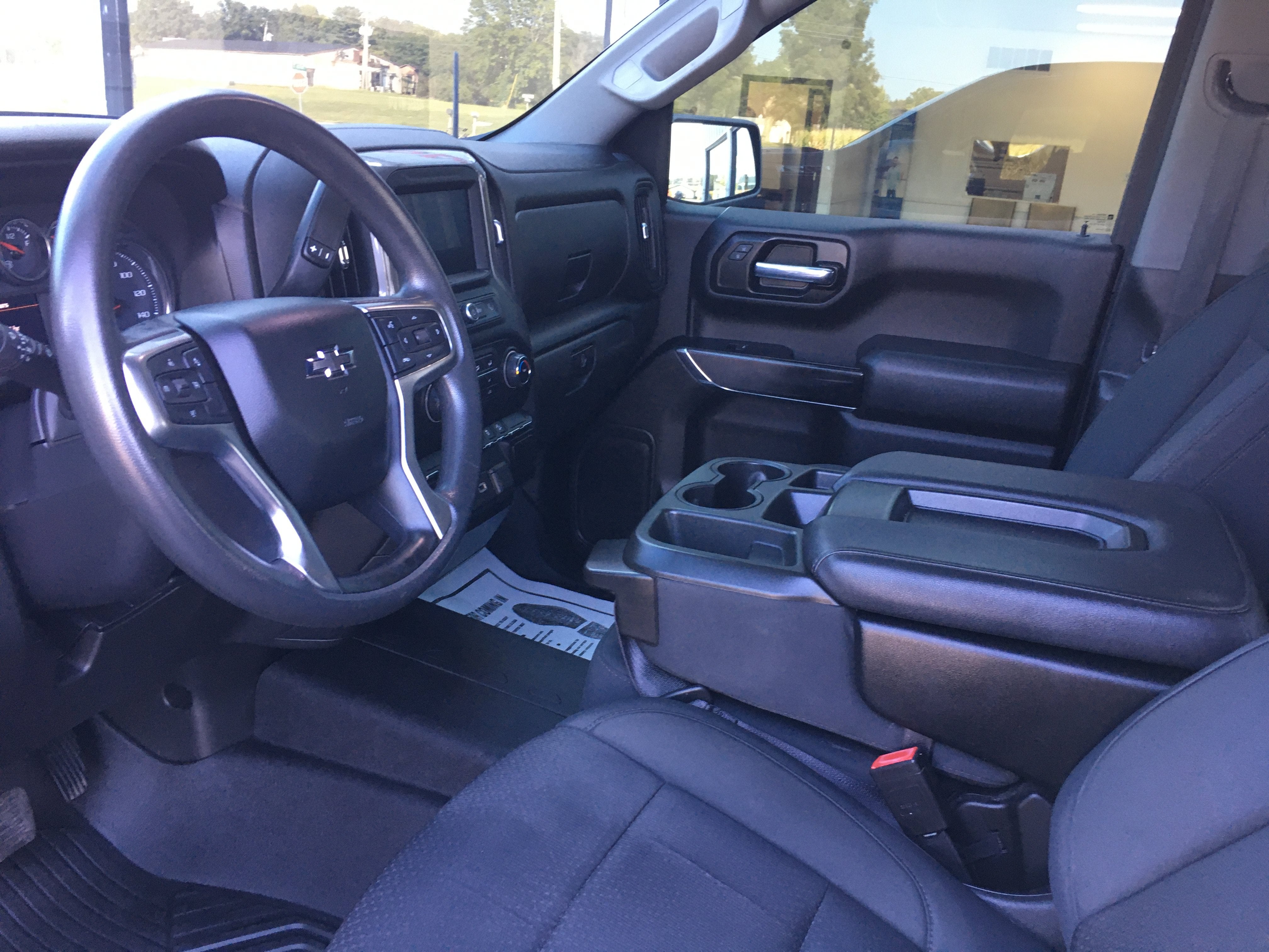 2021 Chevrolet Silverado 1500 4WD Crew Cab Short Bed Custom Trail Boss
