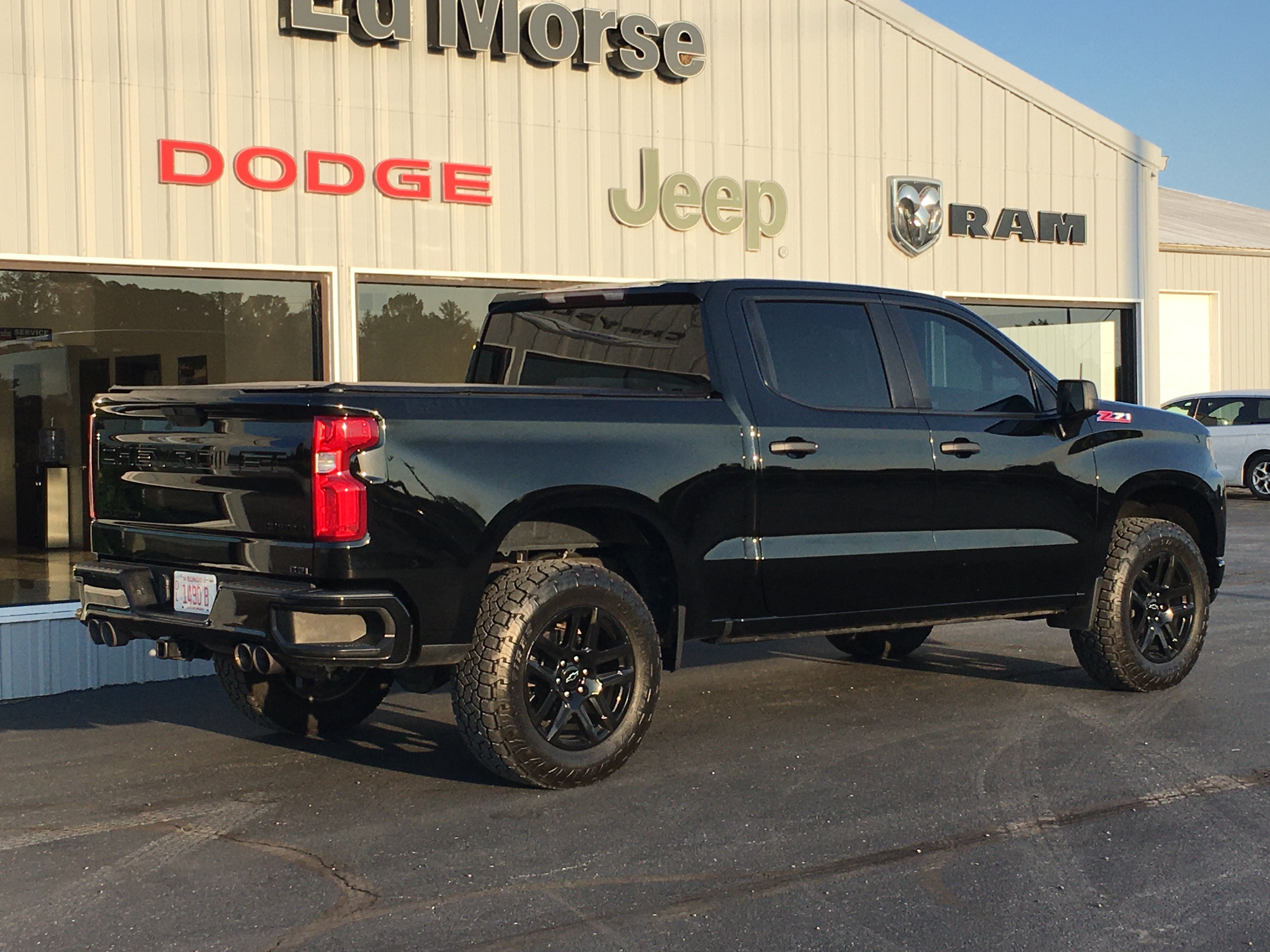 2021 Chevrolet Silverado 1500 4WD Crew Cab Short Bed Custom Trail Boss