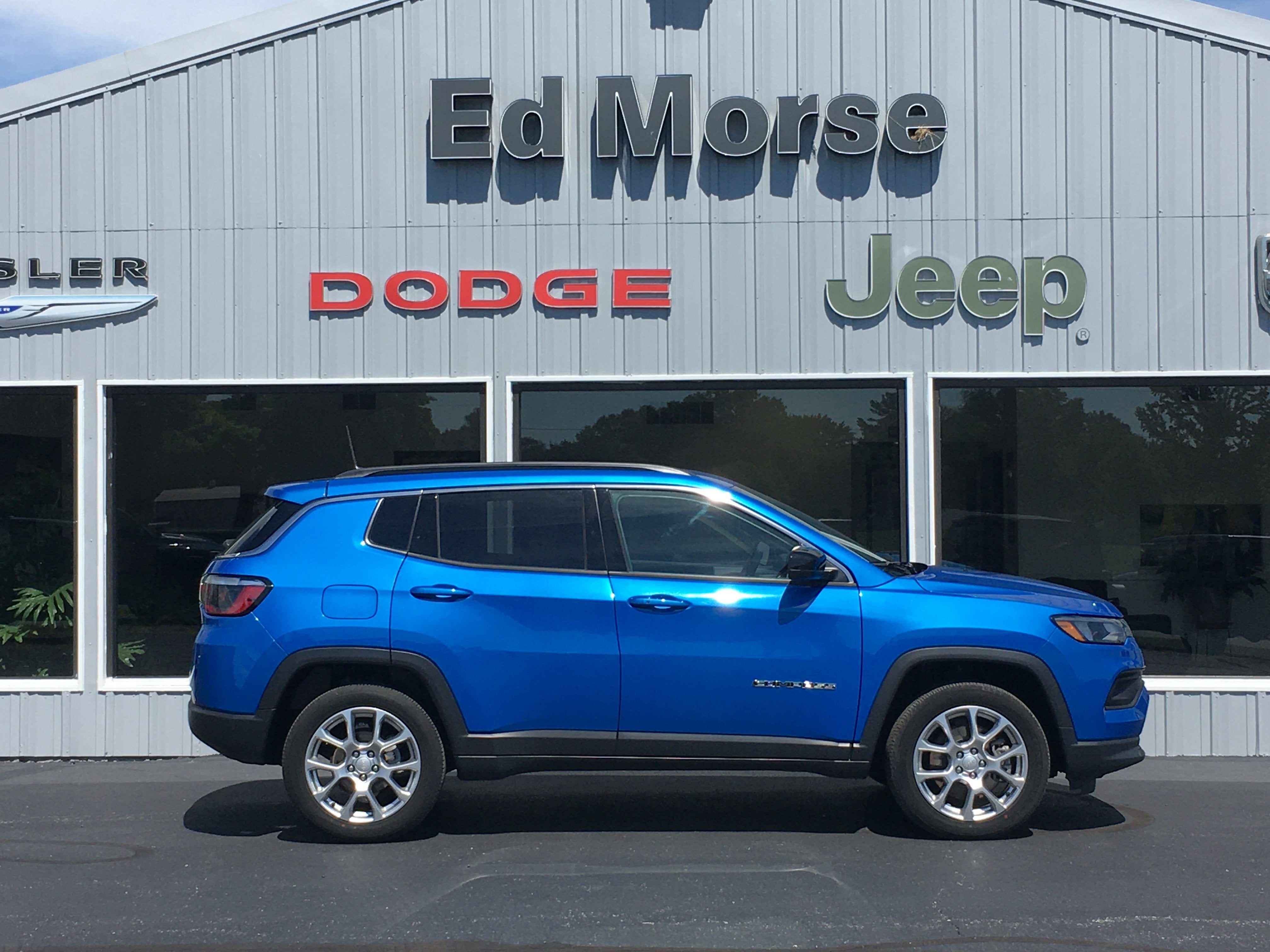 2023 Jeep Compass Latitude Lux FWD