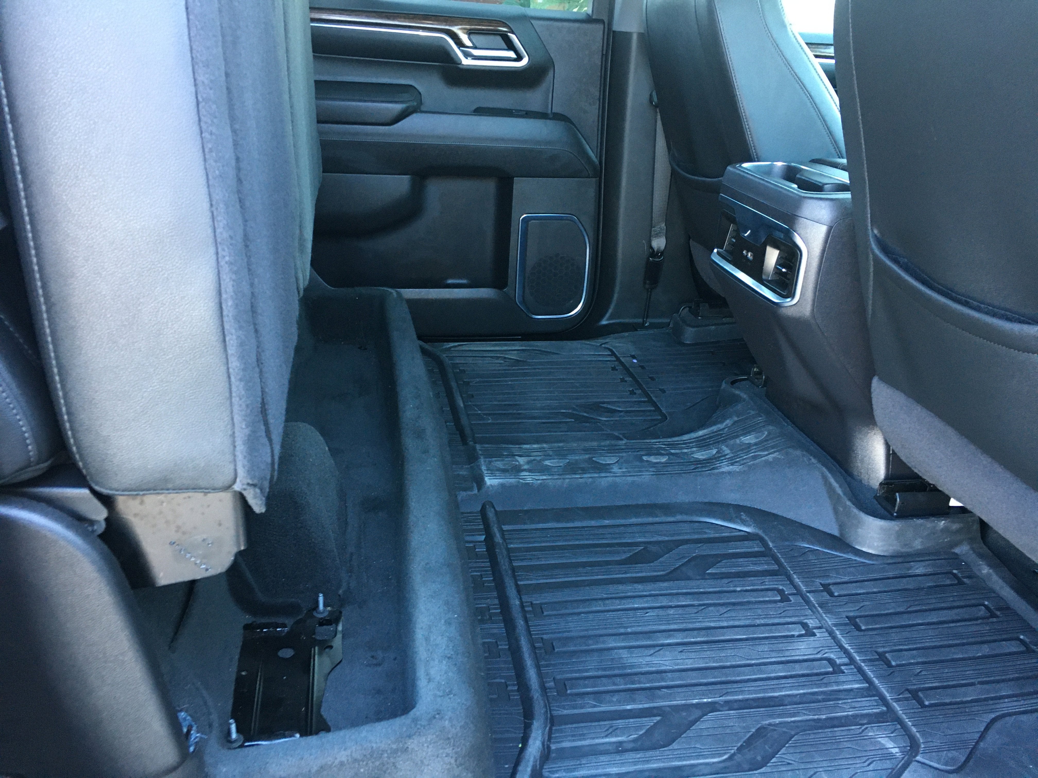 2024 GMC Sierra 1500 4WD Crew Cab Short Box Elevation with 3SB