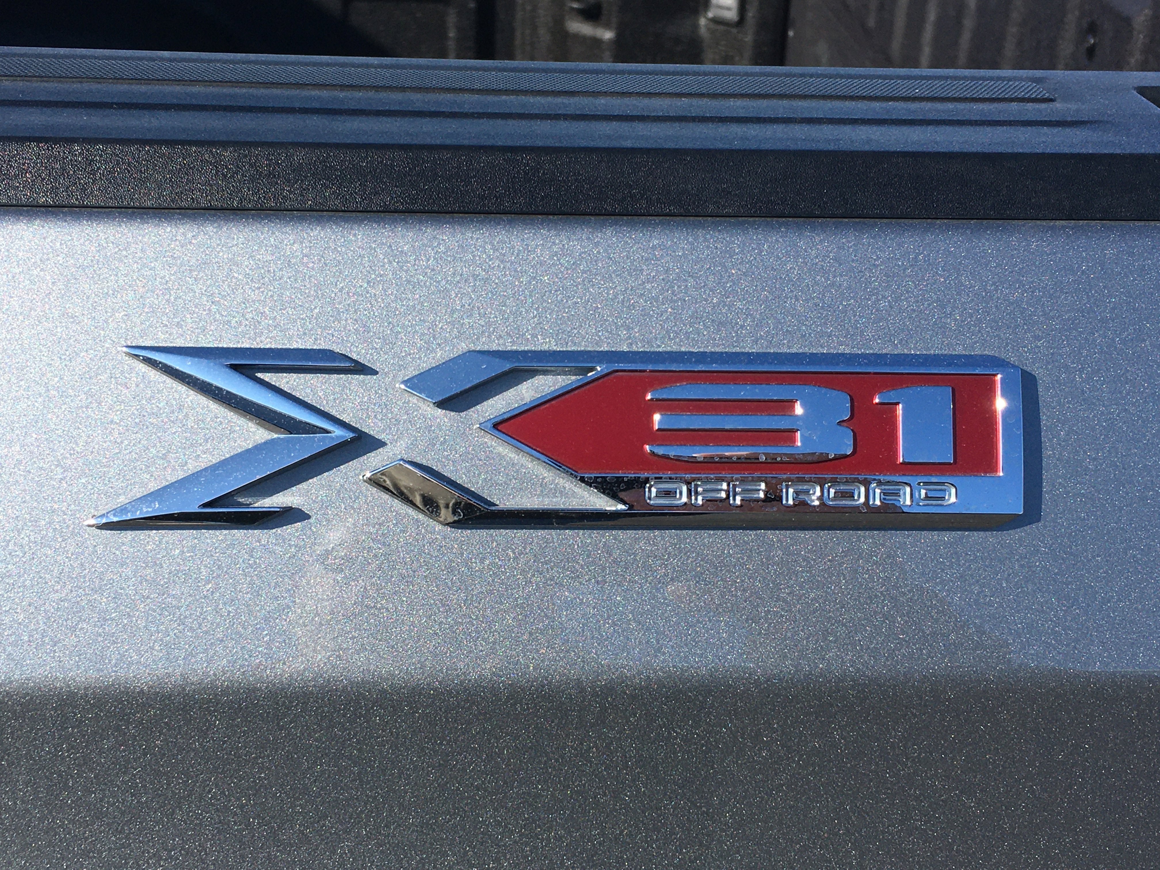 2024 GMC Sierra 1500 4WD Crew Cab Short Box Elevation with 3SB