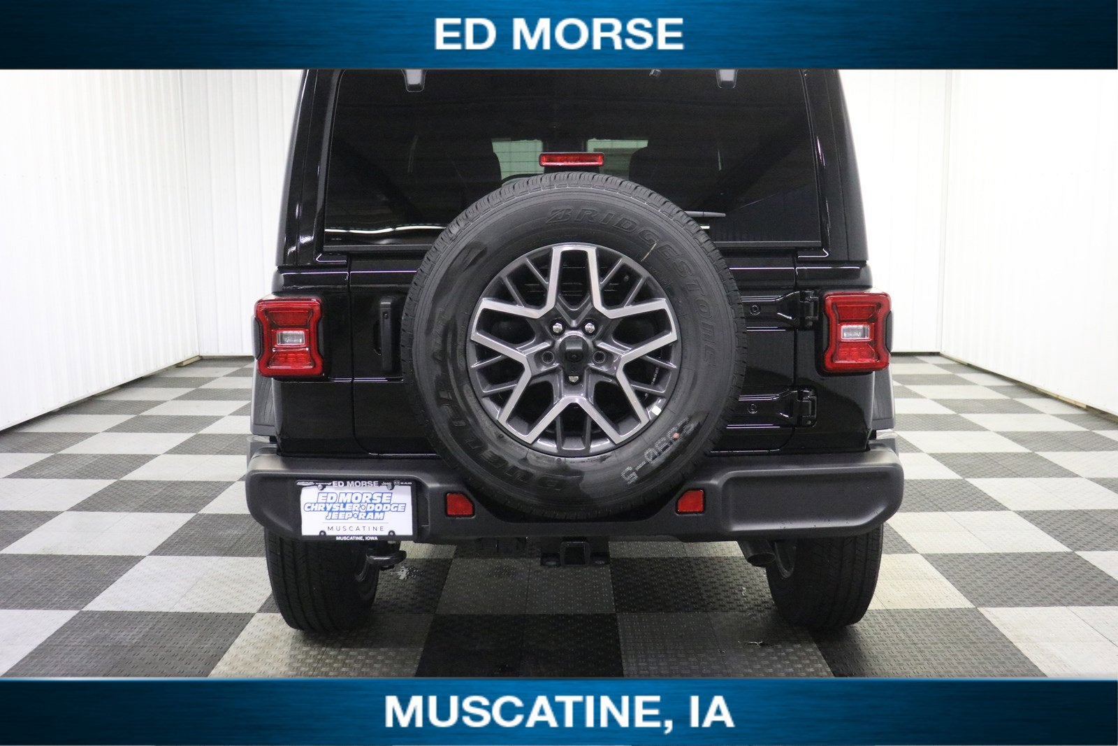 2024 Jeep Wrangler WRANGLER 4-DOOR SAHARA