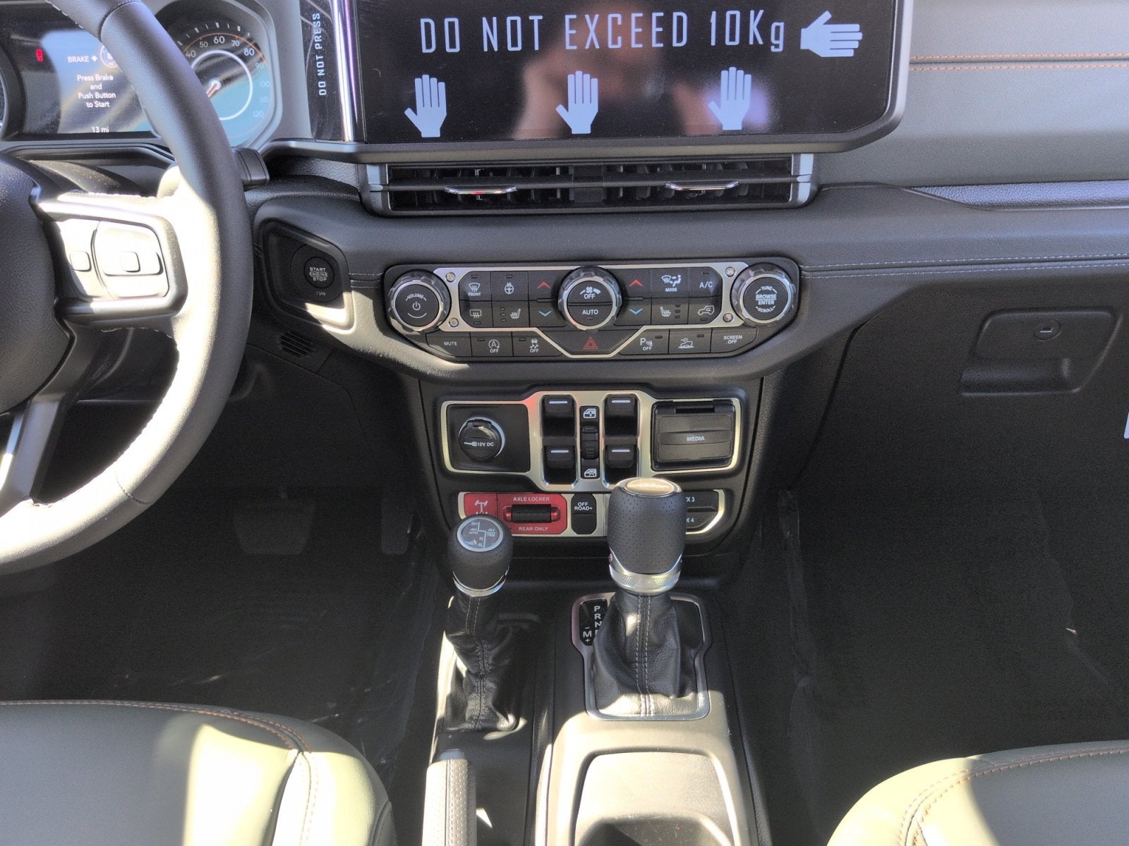 2026 Jeep Gladiator GLADIATOR MOJAVE X 4X4