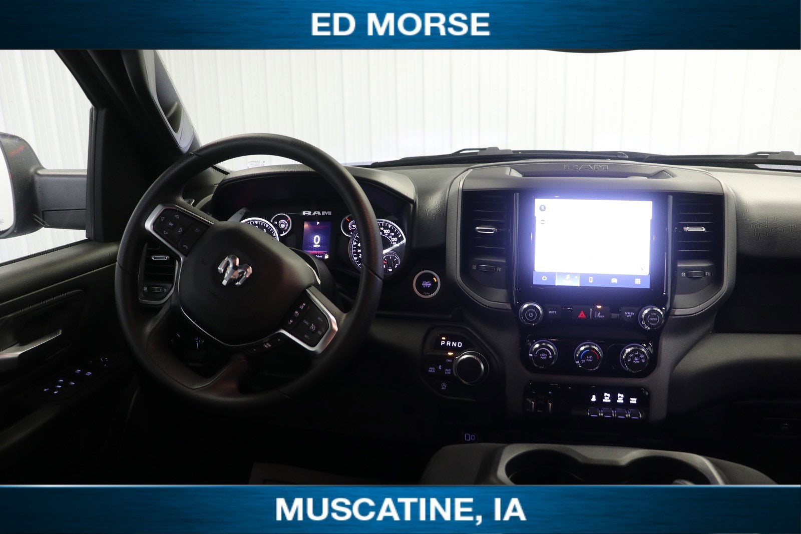 2025 RAM Ram 1500 RAM 1500 TRADESMAN CREW CAB 4X4 5'7' BOX