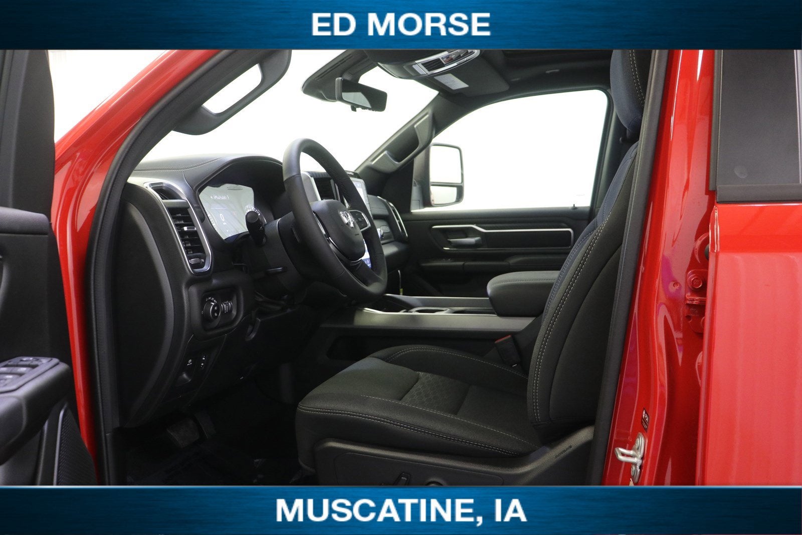 2025 RAM Ram 1500 RAM 1500 BIG HORN CREW CAB 4X4 5'7' BOX