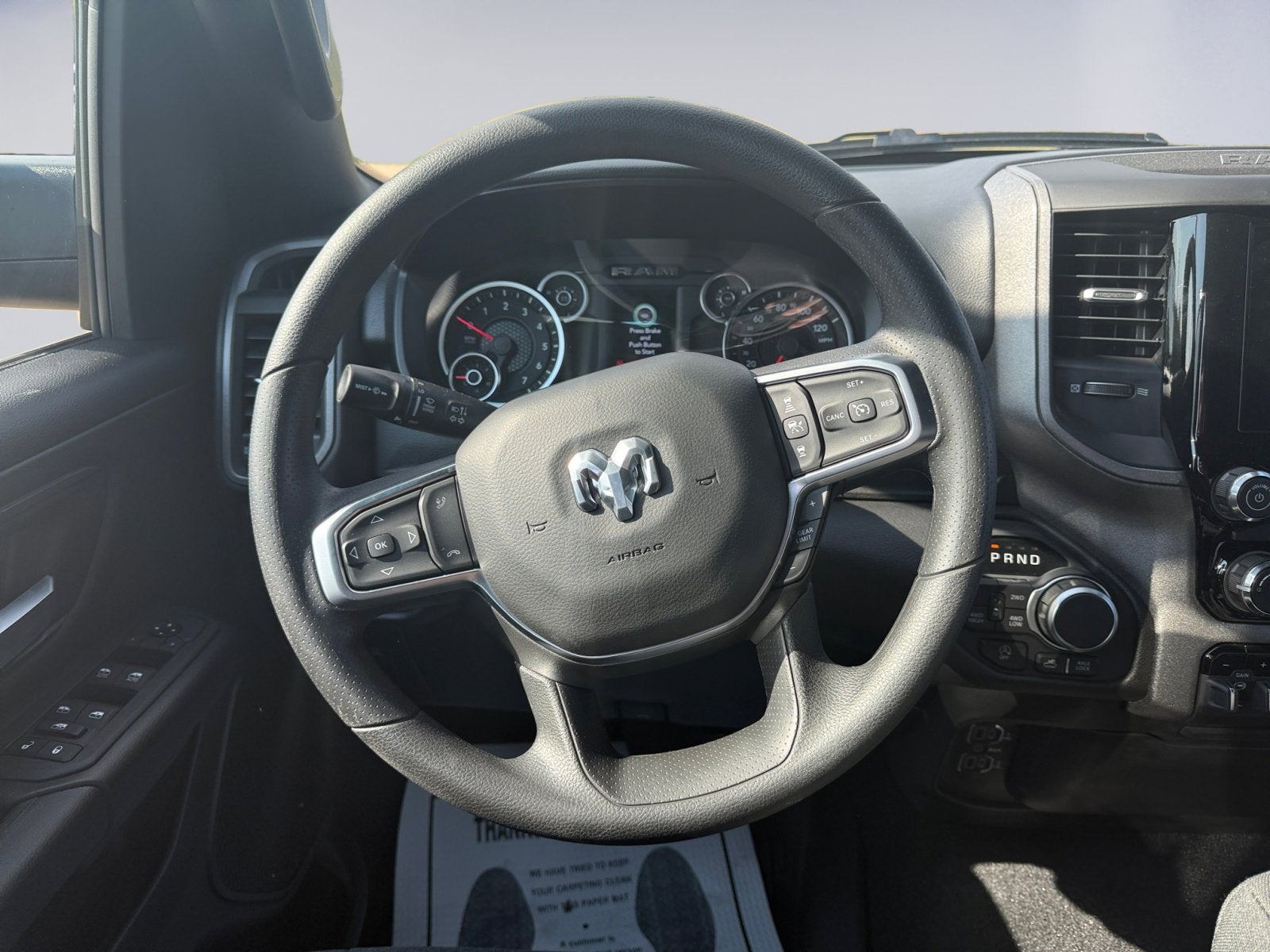 2026 RAM Ram 1500 RAM 1500 TRADESMAN CREW CAB 4X4 5'7' BOX