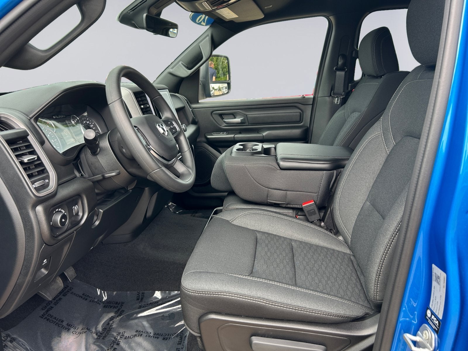 2026 RAM 1500 RAM 1500 TRADESMAN CREW CAB 4X4 5'7' BOX