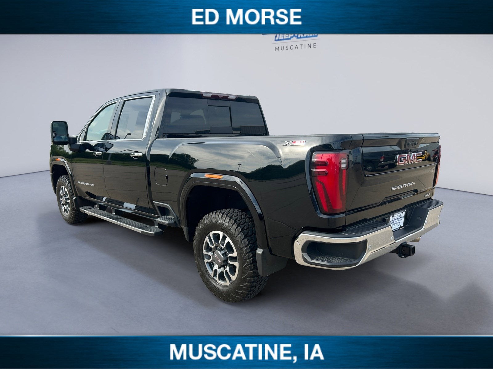 2024 GMC Sierra 2500HD 4WD Crew Cab Standard Bed SLT