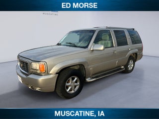 2000 Cadillac Escalade Base