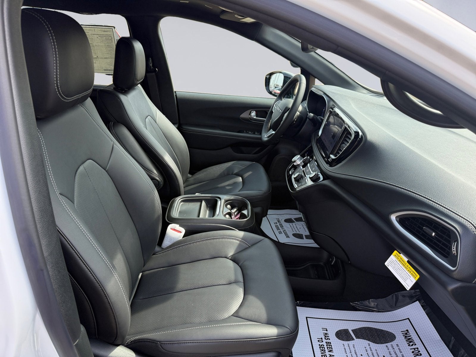 2027 Chrysler Pacifica PACIFICA SELECT AWD
