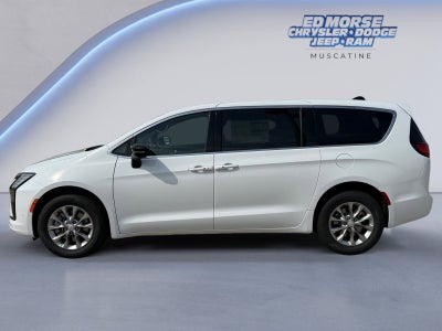 2027 Chrysler Pacifica PACIFICA SELECT AWD