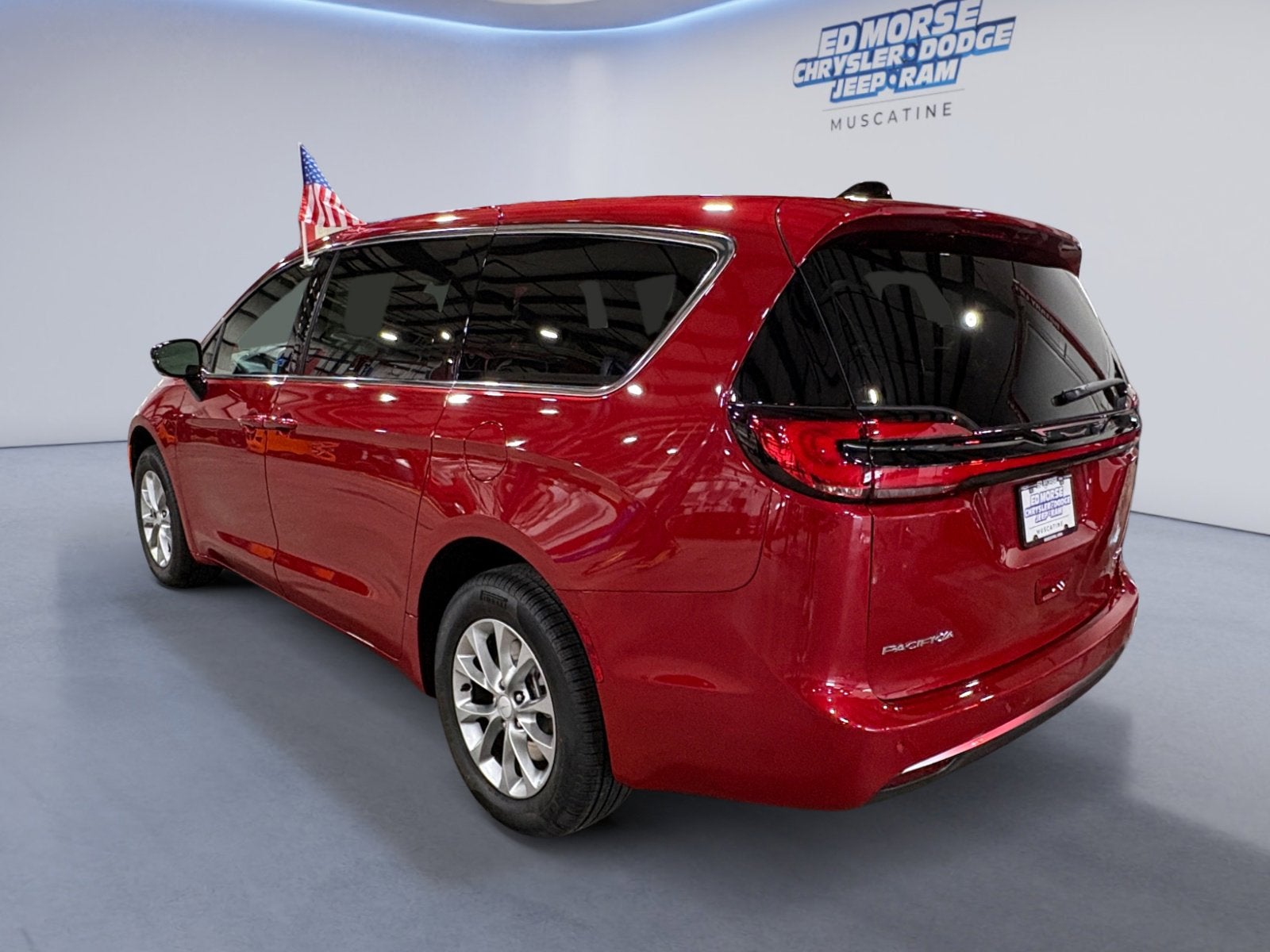 2027 Chrysler Pacifica PACIFICA SELECT AWD