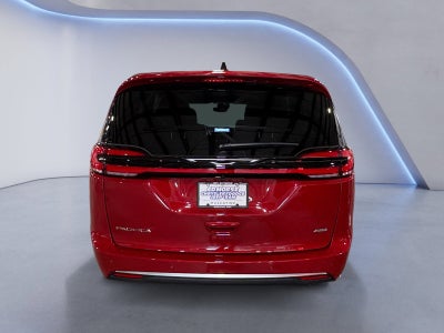2027 Chrysler Pacifica PACIFICA SELECT AWD
