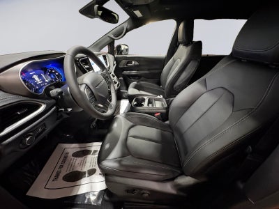 2027 Chrysler Pacifica PACIFICA SELECT AWD