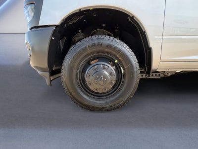 2026 RAM Ram 3500 Chassis Cab RAM 3500 TRADESMAN CREW CAB CHASSIS 4X4 60' CA