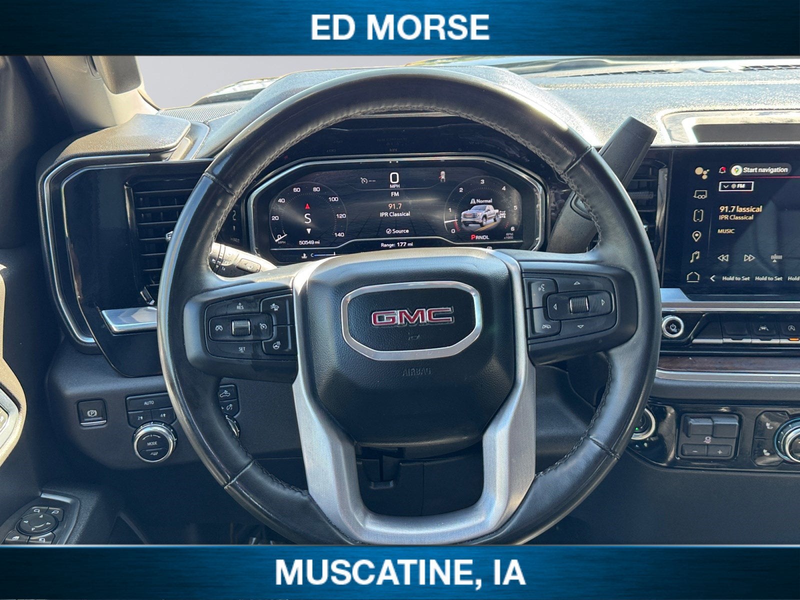 2025 GMC Sierra 1500 4WD Crew Cab Short Box SLT