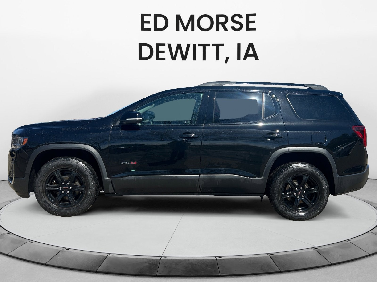 2023 GMC Acadia AT4