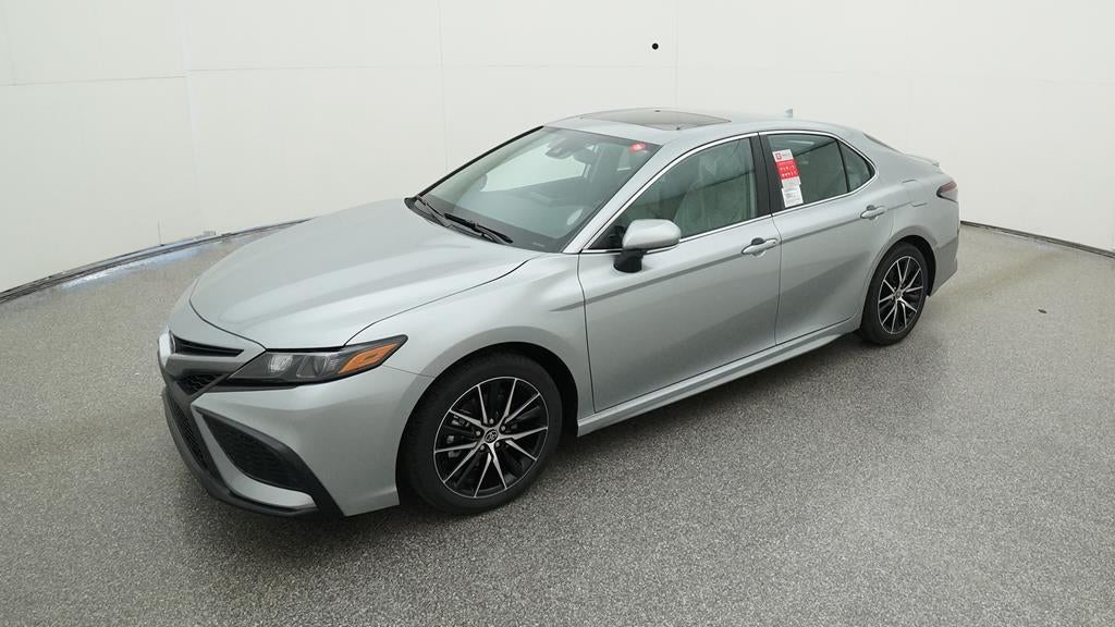 2024 Toyota Camry Hybrid SE Hybrid