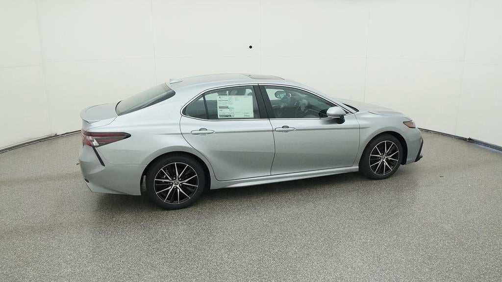 2024 Toyota Camry Hybrid SE Hybrid