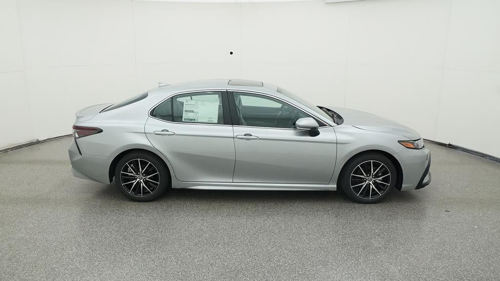 2024 Toyota Camry Hybrid SE Hybrid