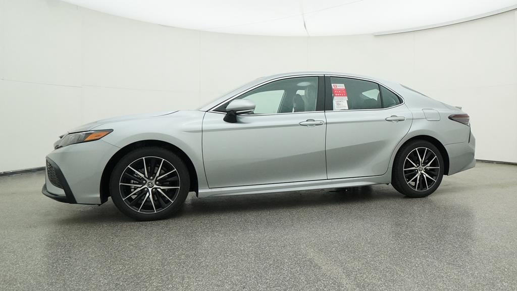 2024 Toyota Camry Hybrid SE Hybrid