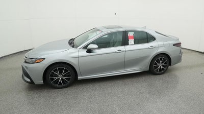 2024 Toyota Camry Hybrid SE Hybrid